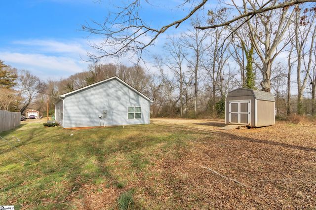 3 W 1st Street, Williamston, SC 29697