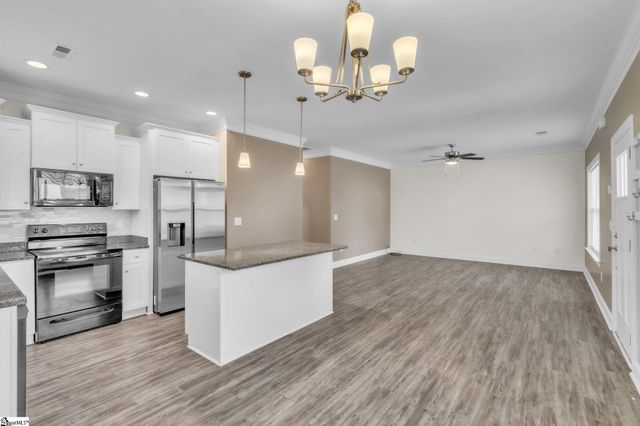 3 W 1st Street, Williamston, SC 29697