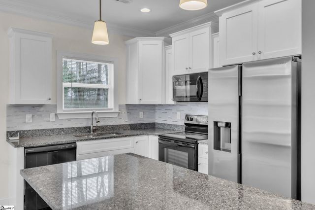 3 W 1st Street, Williamston, SC 29697