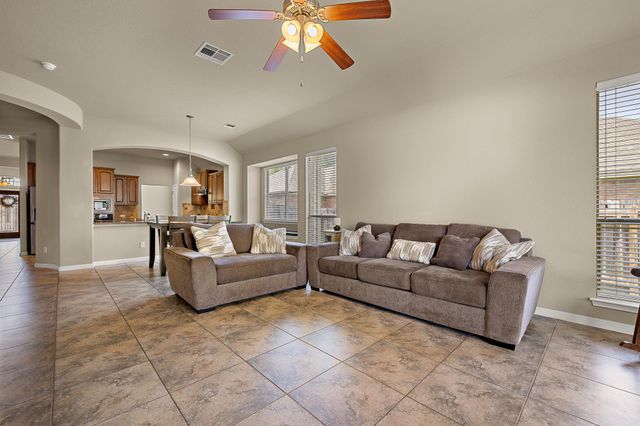 2612 Windview LN, Pflugerville, TX 78660