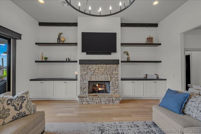 7003 E 88th Street N, Owasso, OK 74055