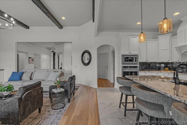 7003 E 88th Street N, Owasso, OK 74055