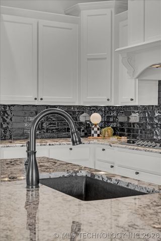 7003 E 88th Street N, Owasso, OK 74055