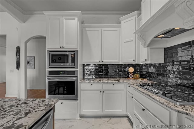 7003 E 88th Street N, Owasso, OK 74055