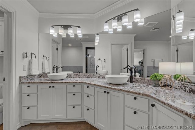 7003 E 88th Street N, Owasso, OK 74055
