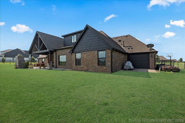 7003 E 88th Street N, Owasso, OK 74055
