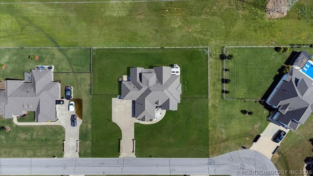 7003 E 88th Street N, Owasso, OK 74055