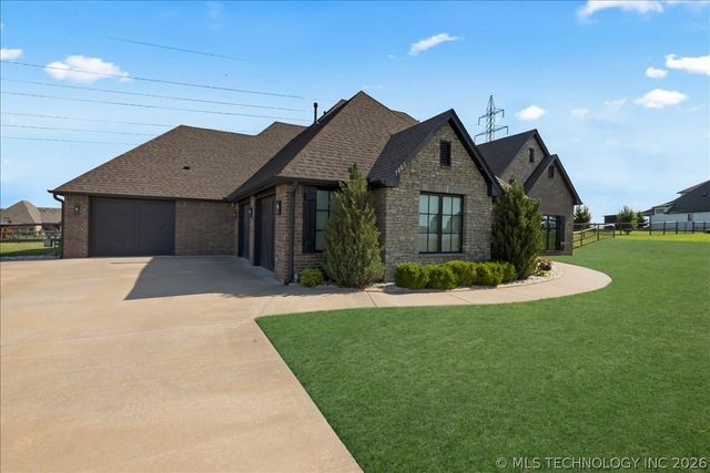 7003 E 88th Street N, Owasso, OK 74055