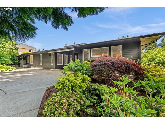 260 Se AVONDALE Way, Gresham, OR 97080