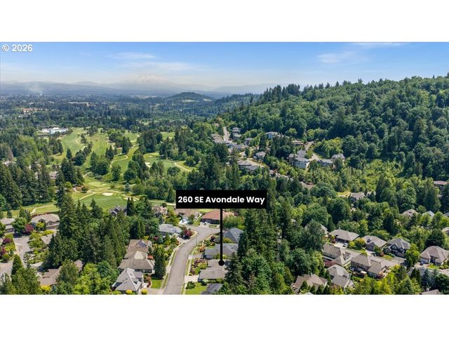 260 Se AVONDALE Way, Gresham, OR 97080