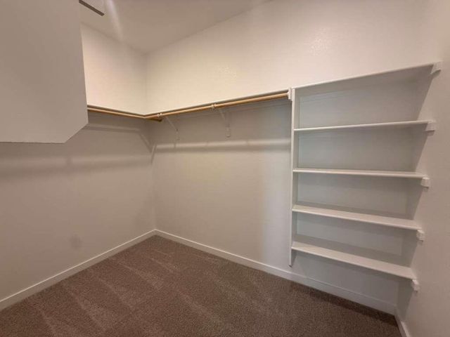 124 Brabham LOOP, Hutto, TX 78634
