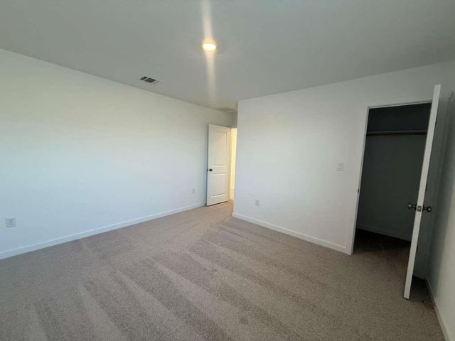 124 Brabham LOOP, Hutto, TX 78634