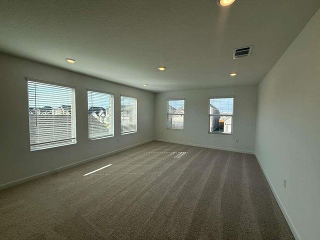124 Brabham LOOP, Hutto, TX 78634