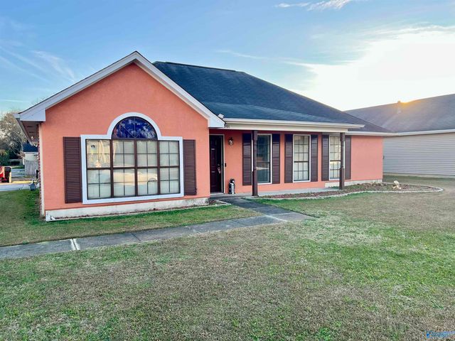 301 Brenda Street SW, Decatur, AL 35603