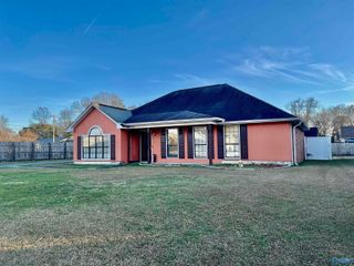 301 Brenda Street SW, Decatur, AL 35603