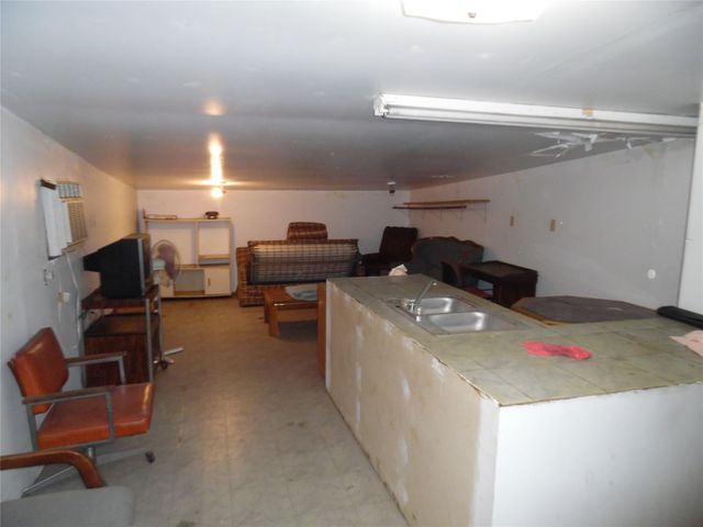 14084 Highway 6, Santa Fe, TX 77517