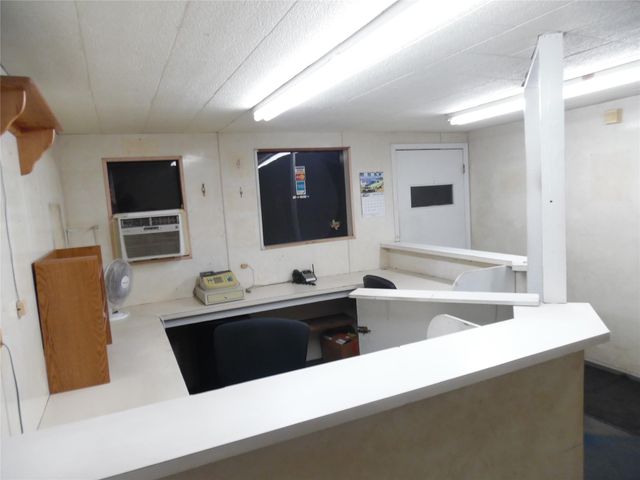 14084 Highway 6, Santa Fe, TX 77517