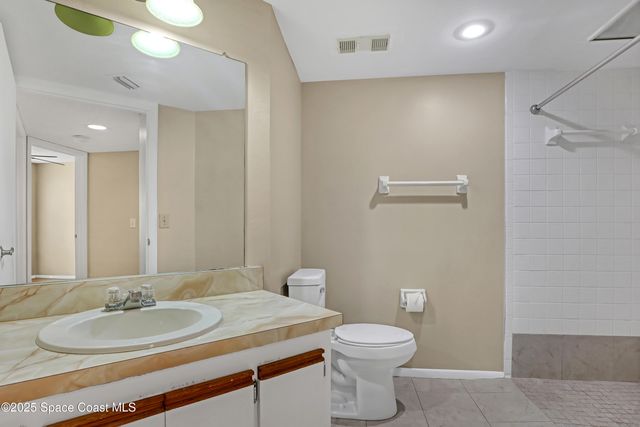 901 Sonesta Avenue NE, 103, Palm Bay, FL 32905