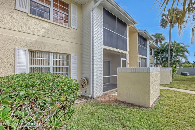 901 Sonesta Avenue NE, 103, Palm Bay, FL 32905