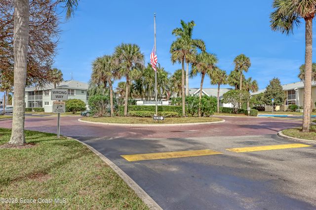 901 Sonesta Avenue NE, 103, Palm Bay, FL 32905