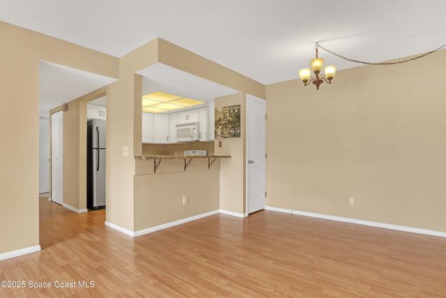 901 Sonesta Avenue NE, 103, Palm Bay, FL 32905