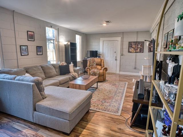 1712 Winding Way, Taylors, SC 29687