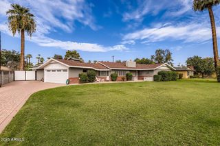 8032 N 10TH Avenue, Phoenix, AZ 85021