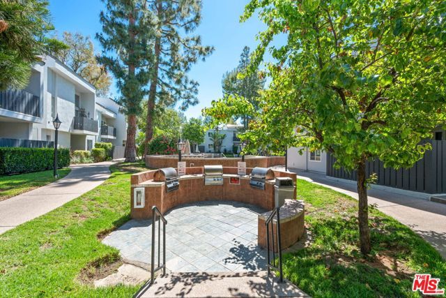 18645 Hatteras Street 285, Tarzana (los Angeles), CA 91356
