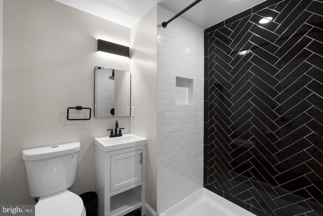 2639 LOYOLA NORTHWAY, Baltimore, MD 21215