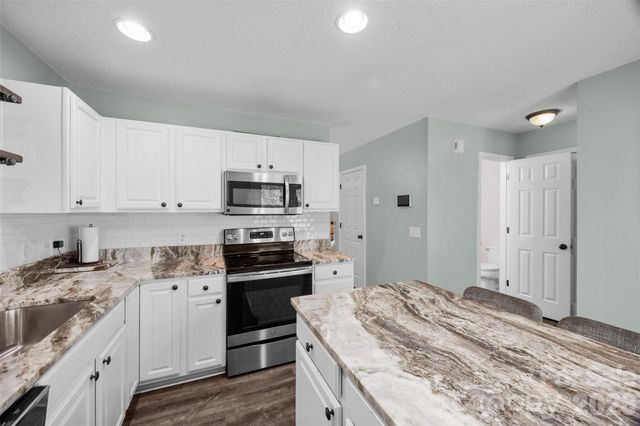 1756 Hidden Creek Drive, Rock Hill, SC 29732