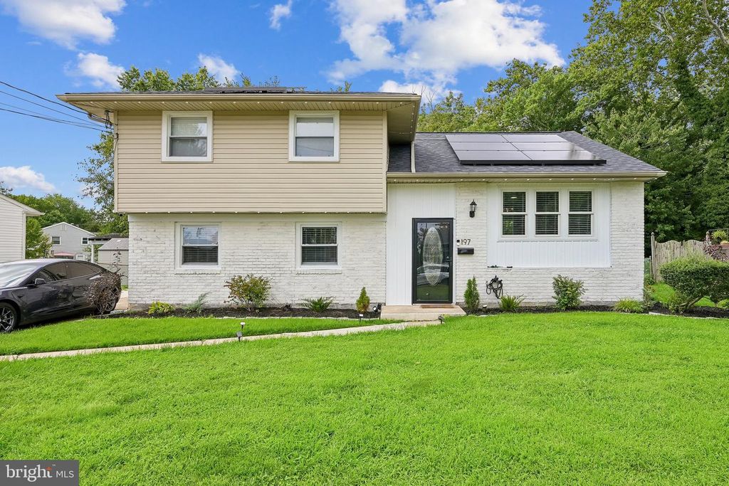 197 INDIANA AVE, BLACKWOOD, NJ 08012 — exterior