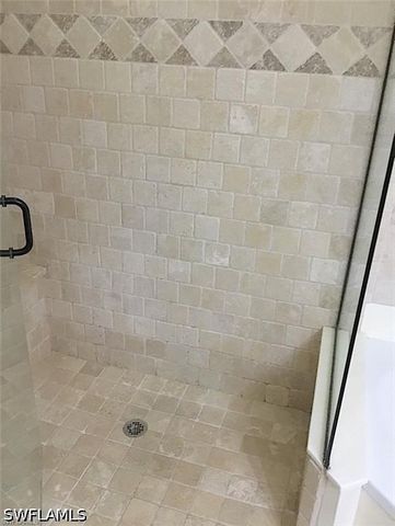 2200 Arielle DR 1005, Naples, FL 34109