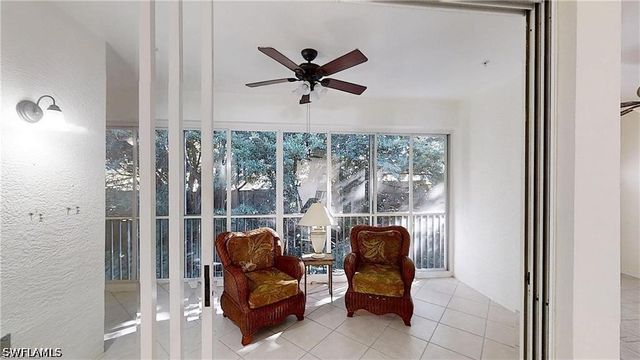 2200 Arielle DR 1005, Naples, FL 34109