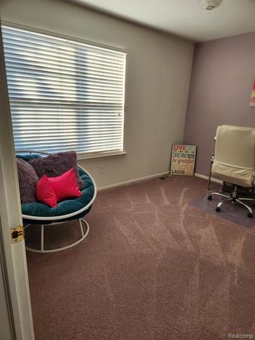 24105 Lathrup Boulevard, Southfield, MI 48075