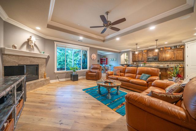 3415 Hotlam Road, Redding, CA 96002