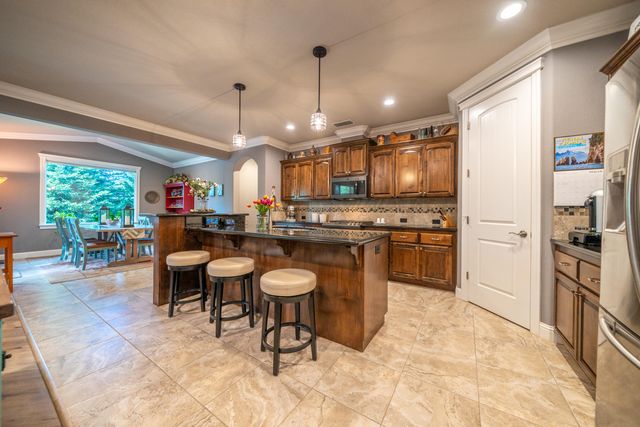 3415 Hotlam Road, Redding, CA 96002