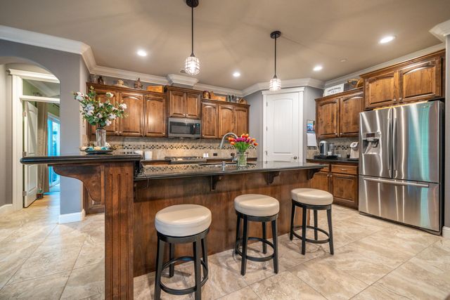 3415 Hotlam Road, Redding, CA 96002