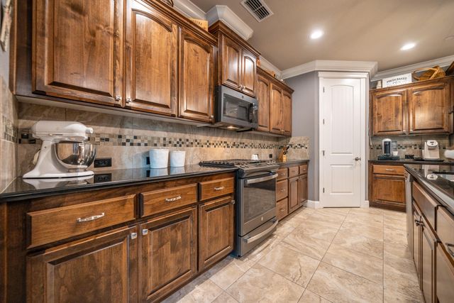 3415 Hotlam Road, Redding, CA 96002