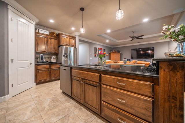 3415 Hotlam Road, Redding, CA 96002