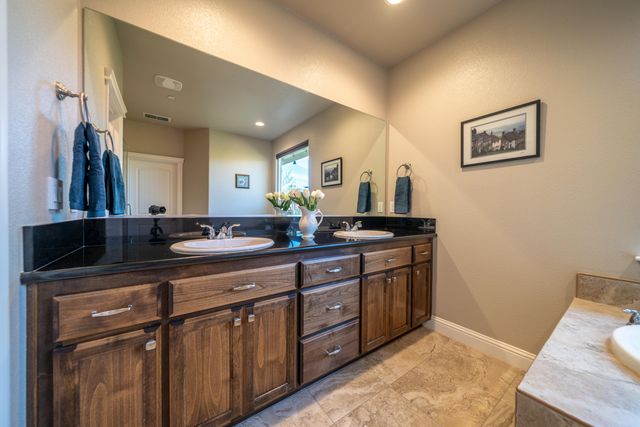 3415 Hotlam Road, Redding, CA 96002