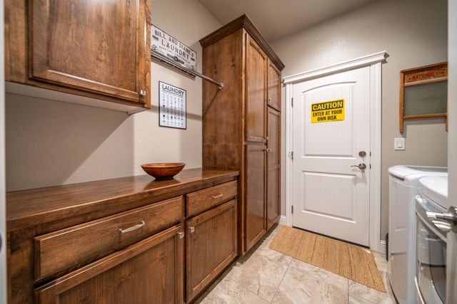 3415 Hotlam Road, Redding, CA 96002