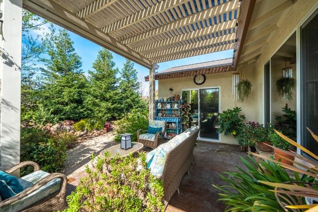 3415 Hotlam Road, Redding, CA 96002