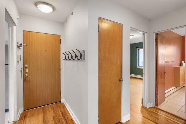 4515 Grand Avenue S 103, Minneapolis, MN 55419