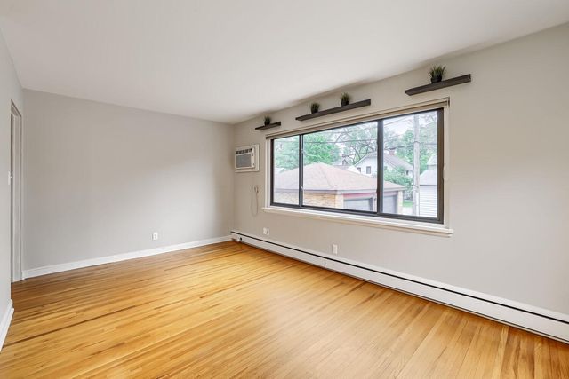 4515 Grand Avenue S 103, Minneapolis, MN 55419