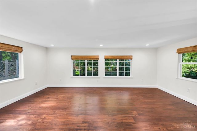 6923 Buckingham Place, Columbia Twp, OH 45227