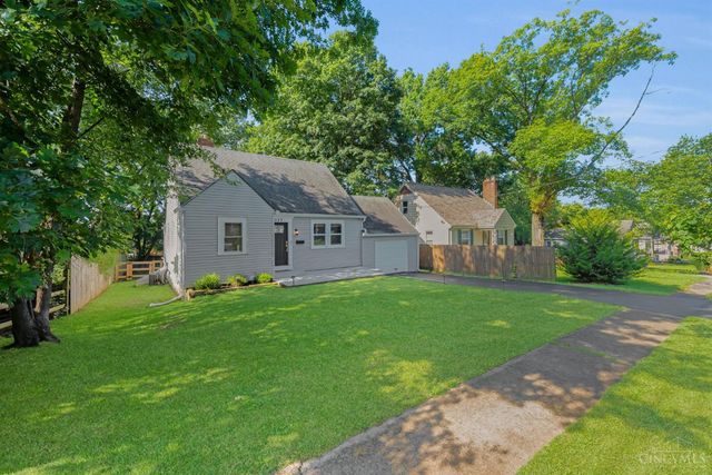 6923 Buckingham Place, Columbia Twp, OH 45227