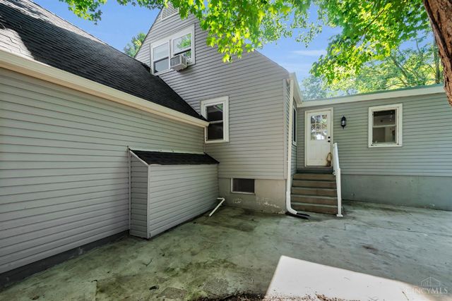6923 Buckingham Place, Columbia Twp, OH 45227