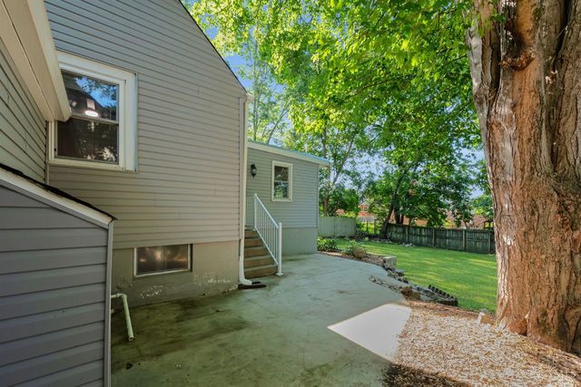 6923 Buckingham Place, Columbia Twp, OH 45227