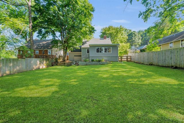 6923 Buckingham Place, Columbia Twp, OH 45227