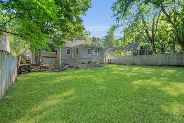 6923 Buckingham Place, Columbia Twp, OH 45227